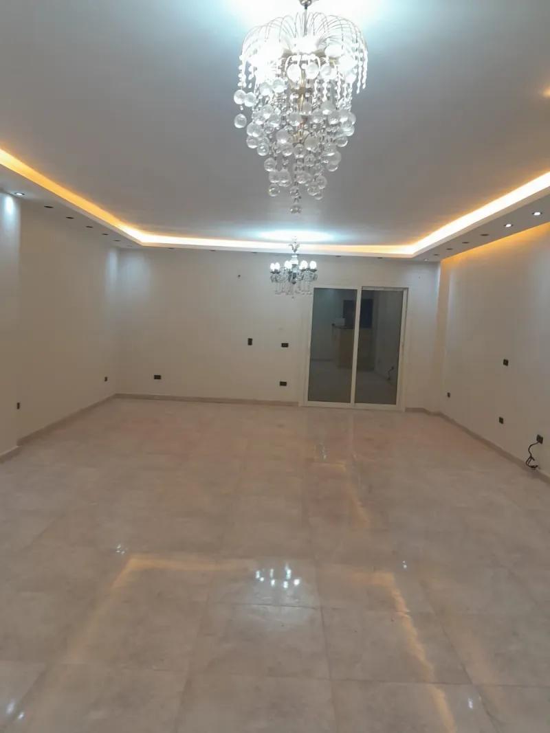 روف للبيع في العمرانيه التانيه الحي الحادي عشر