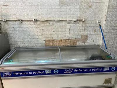 فريزر المانى ٢متر ونص في مدينة الإسماعيلية, الإسماعيلية - 25 EGP