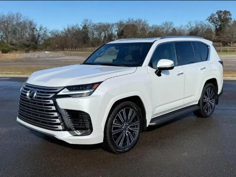 2023 Lexus LX600 4WD Gcc Full Options 16,200KM