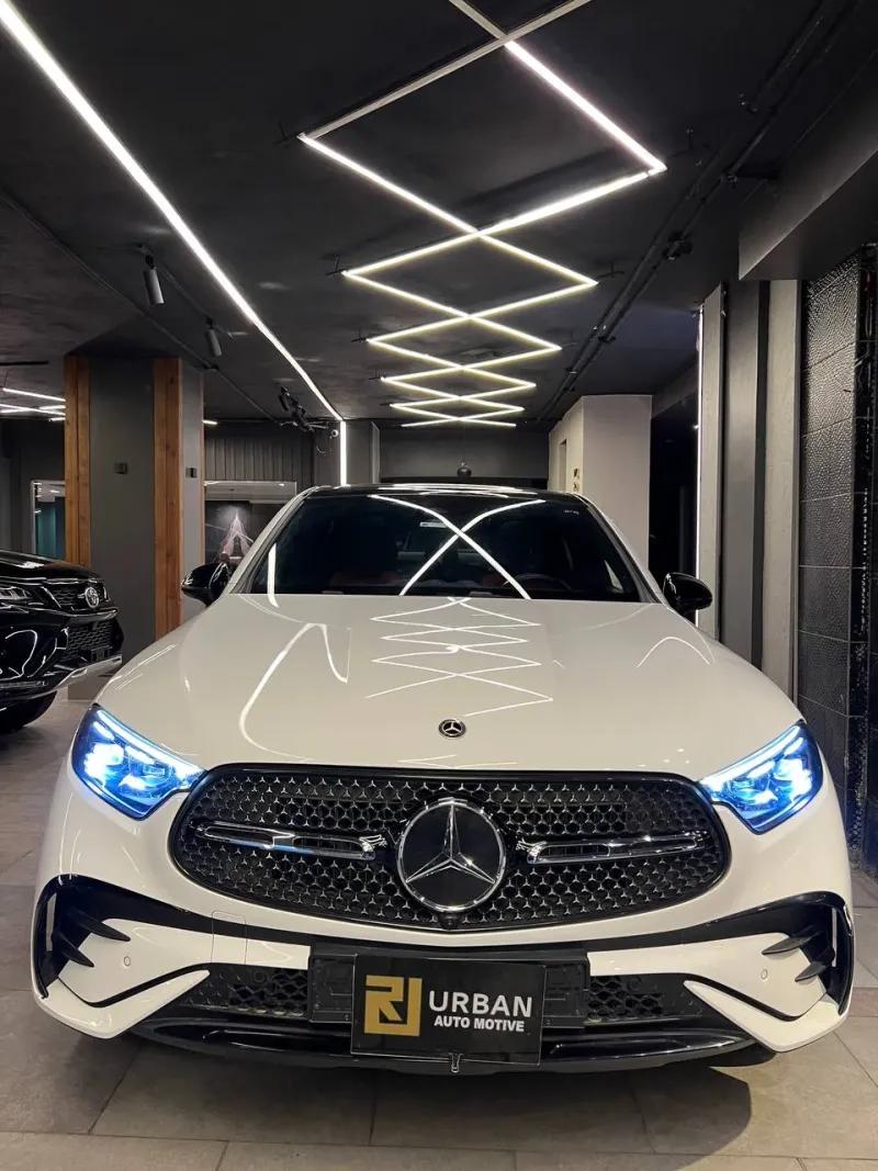 Mercedes-Benz GLC 300 - Model 2026 🌟