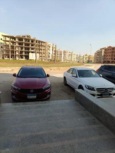 Duplex for sale in El Lotus