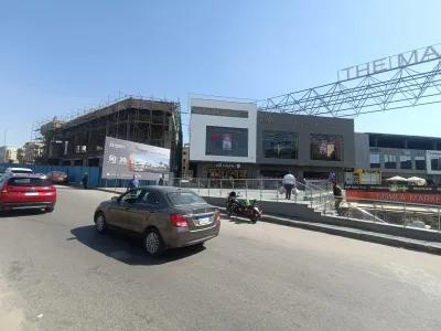 محل تجاري للبيع - في مول THE MARKET - القاهرة الجديدة