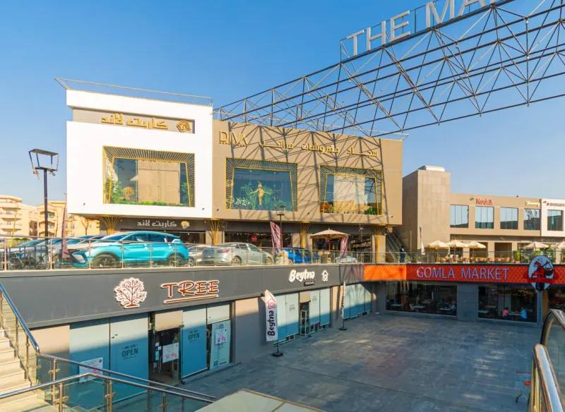 محل استلام فوري للبيع -مول the market -التجمع الخامس