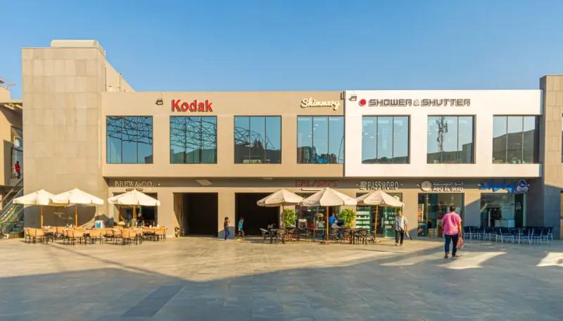 للبيع مكتب اداري بموقع استراتيجي يصلح لكل الانشطة - بالتقسيط