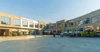 مكتب / عيادة للبيع -استلام سنة- القاهرة الجديدة - بالتقسيط in New Cairo, Cairo - 5,460,000 EGP