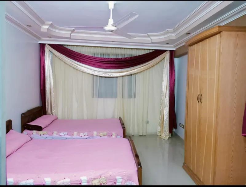 شقة بحري غربي ناصية الترا لوكس بالعفش والمطبخ والأجهزة