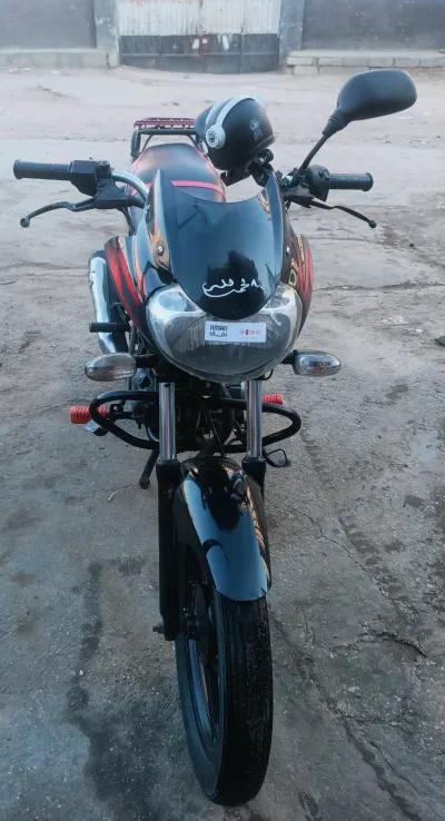 باجاج ديسكوفر 2014