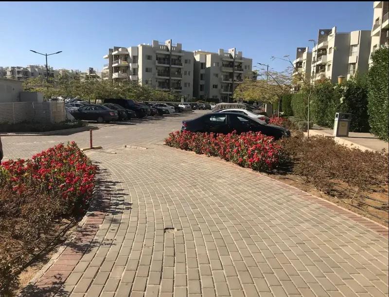 شقة للبيع ارضي بجاردن كمبوند ذا ادرس الشيخ زايد