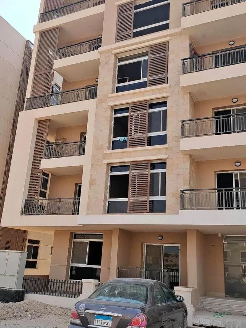 شقة للبيع 166 م في تاج سيتي سكن فاخر بموقع استراتيجي وخدمات متكاملة