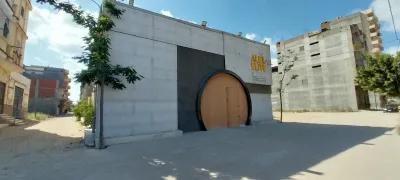 اسكواش للبيع او مخزن للبيع