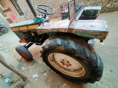 جرار صيني