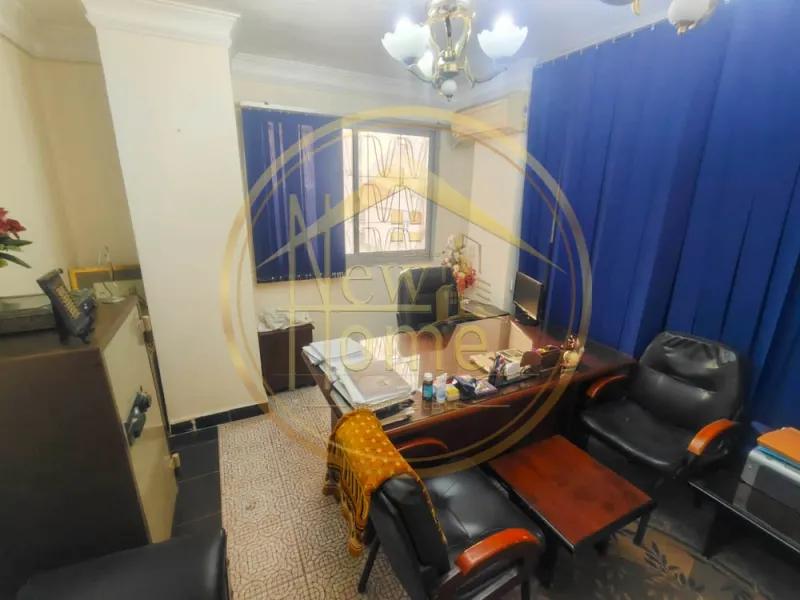 شقه متميزه للتمليك الاداري او السكني