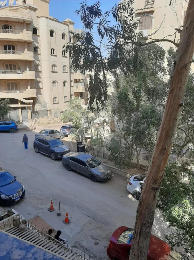 شقه للبيع حدائق الاهرام البوابه التانيه الجديده منطقه (د)سوبر لوكس