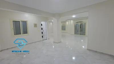 شقة للإيجار فاضي الحي 7 الشيخ زايد