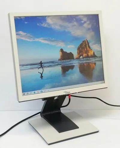 شاشة كمبيوتر في العوايد, الإسكندرية - 500 EGP