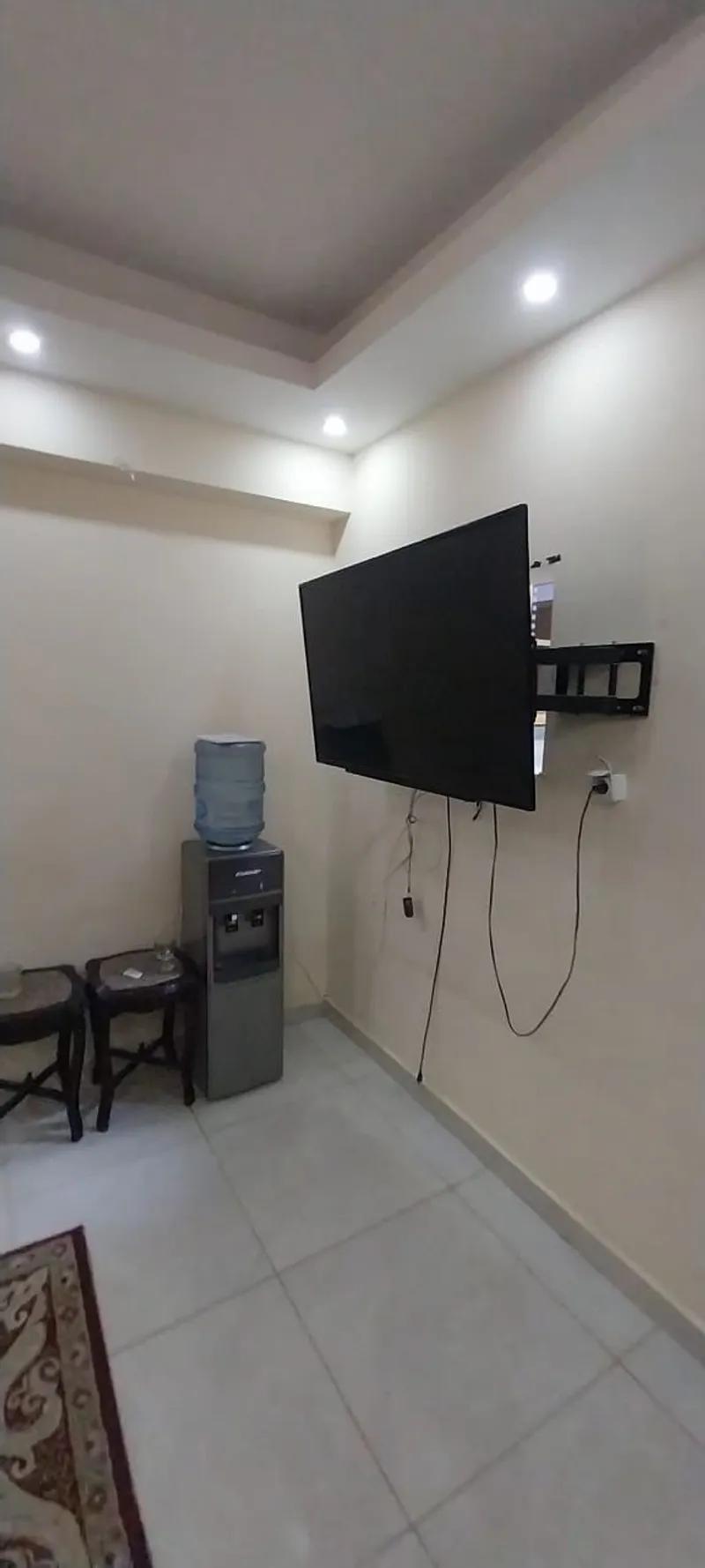 شقه مفروشه باللجهزه والعفش للبيع