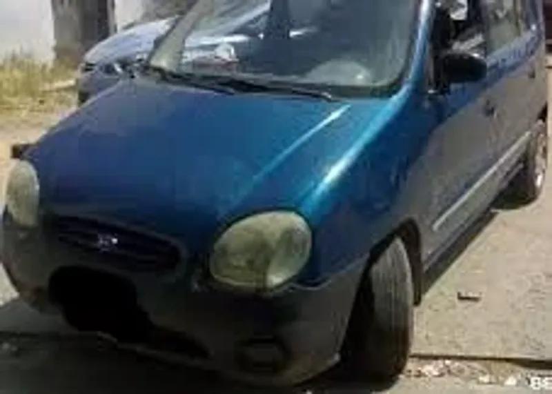 سيارة هيونداي أتوس زرقاء موديل 2000