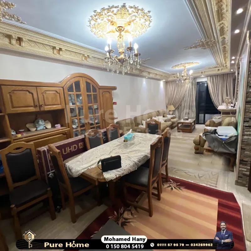 شقة للبيع – سبورتنج - خطوات من شارع أبو قير