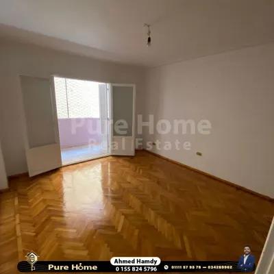 شقة للايجار - رشدي - شارع سوريا في رشدي, الإسكندرية - 15,000 ج.م