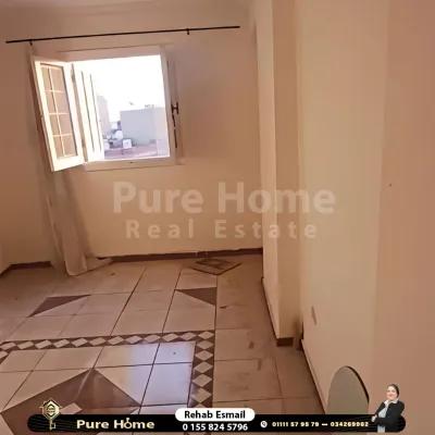 شقة للبيع في سموحة