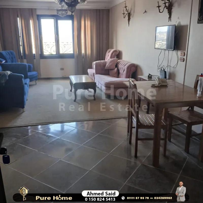 شقة للايجار المفروش – سموحه – خطوات من جامعة فاروس