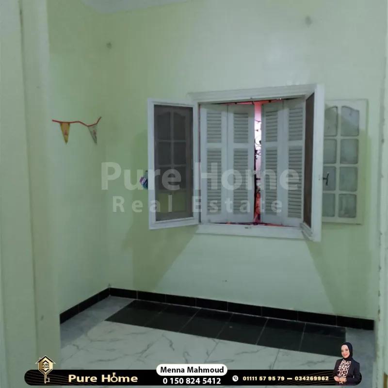 شقة للبيع - محرم بك - متفرع من شارع منشا