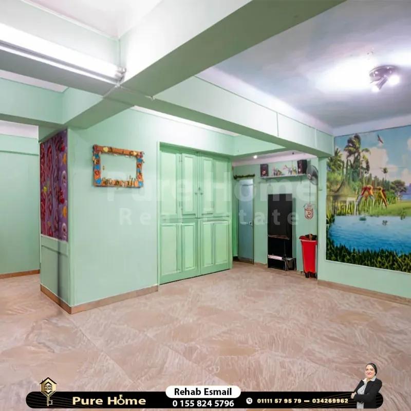 مقر إدارى للايجار في زيزينيا .