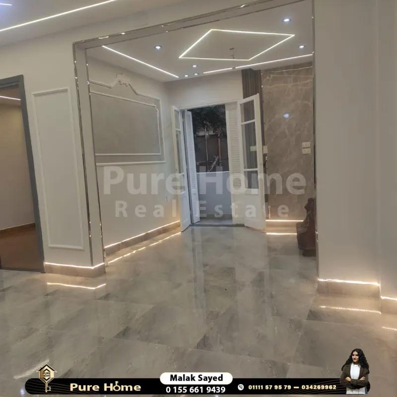 شقه للبيع - كامب شيزار - متفرع من شارع سينما اوديون