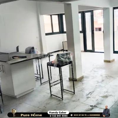 مقر اداري للايجار - محطة الرمل in Raml Station, Alexandria - 40,000 EGP