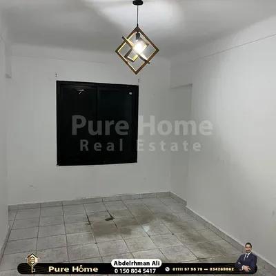 مقر اداري للبيع - خالد بن الوليد - خليل حمادة مباشر in Miami, Alexandria - 1,800,000 EGP