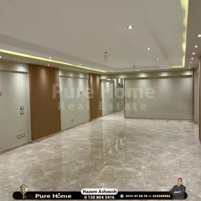 شقة للبيع في سموحة