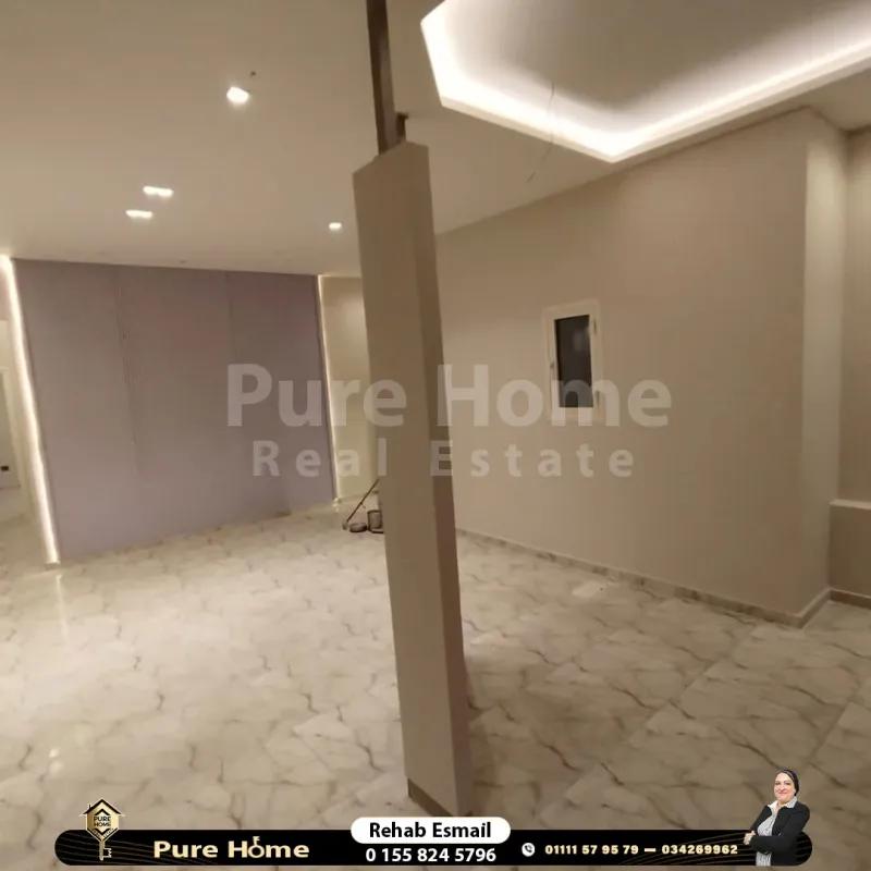 مقر اداري للايجار - سموحه - خطوات من فوزي معاذ
