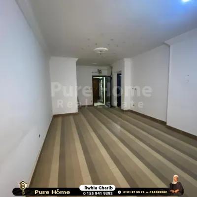 Apartment for rent in Gianaclis