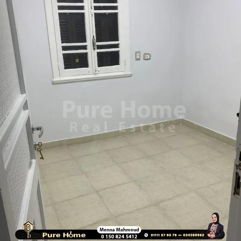 شقه للبيع في محرم بك