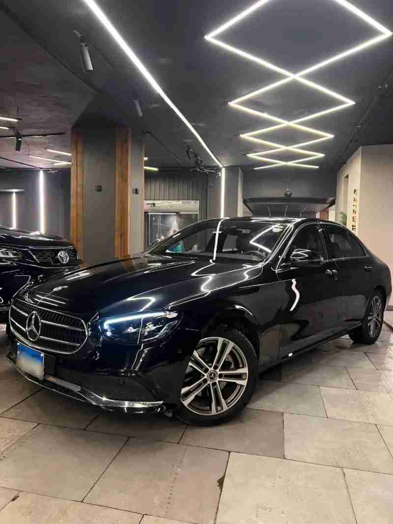 مرسيدس بنز الفئة E 2021