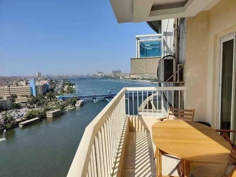 وحدة فندقية جاهزه للمعاينة علي النيل مباشرة متشطبة بالفرش وا