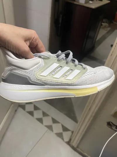 حذاء اديداس وارد من آلسعوديه في طنطا, الغربية - 2,000 EGP