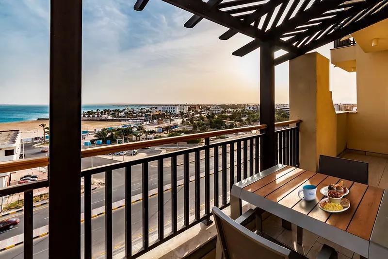 شقة 118م² غرفتين وصالة بإطلالة على الحديقة مرتفعات ألداو