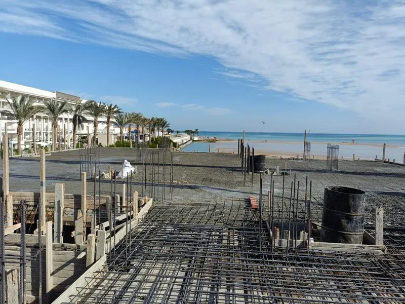 شقة 167م بإطلالة بحرية خلابة في منتجع ماجرا غرفتين وصالة