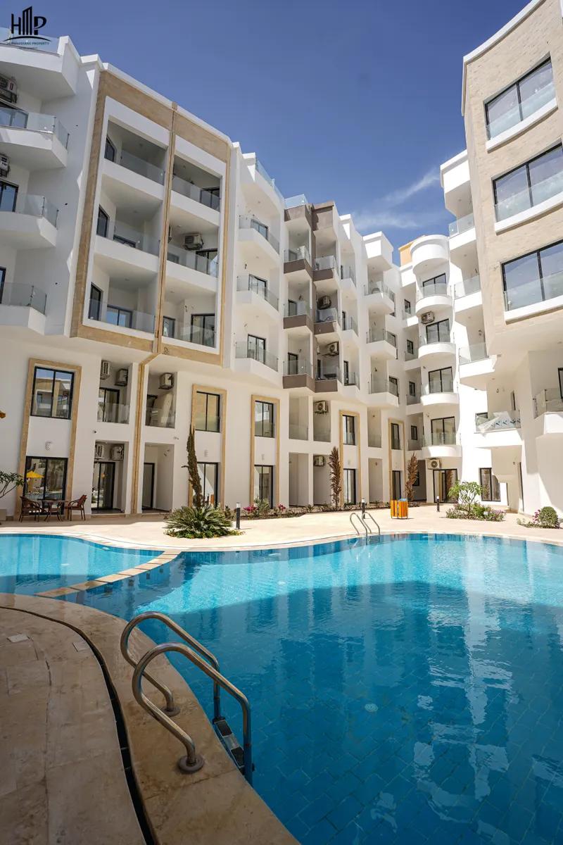 شقة 3 غرف تطل على الحديقة والمسبح في أكوا إنفينيتي بالغردقة