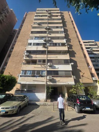 Apartment for sale in Smouha in Smouha, Alexandria - 4,000,000 EGP