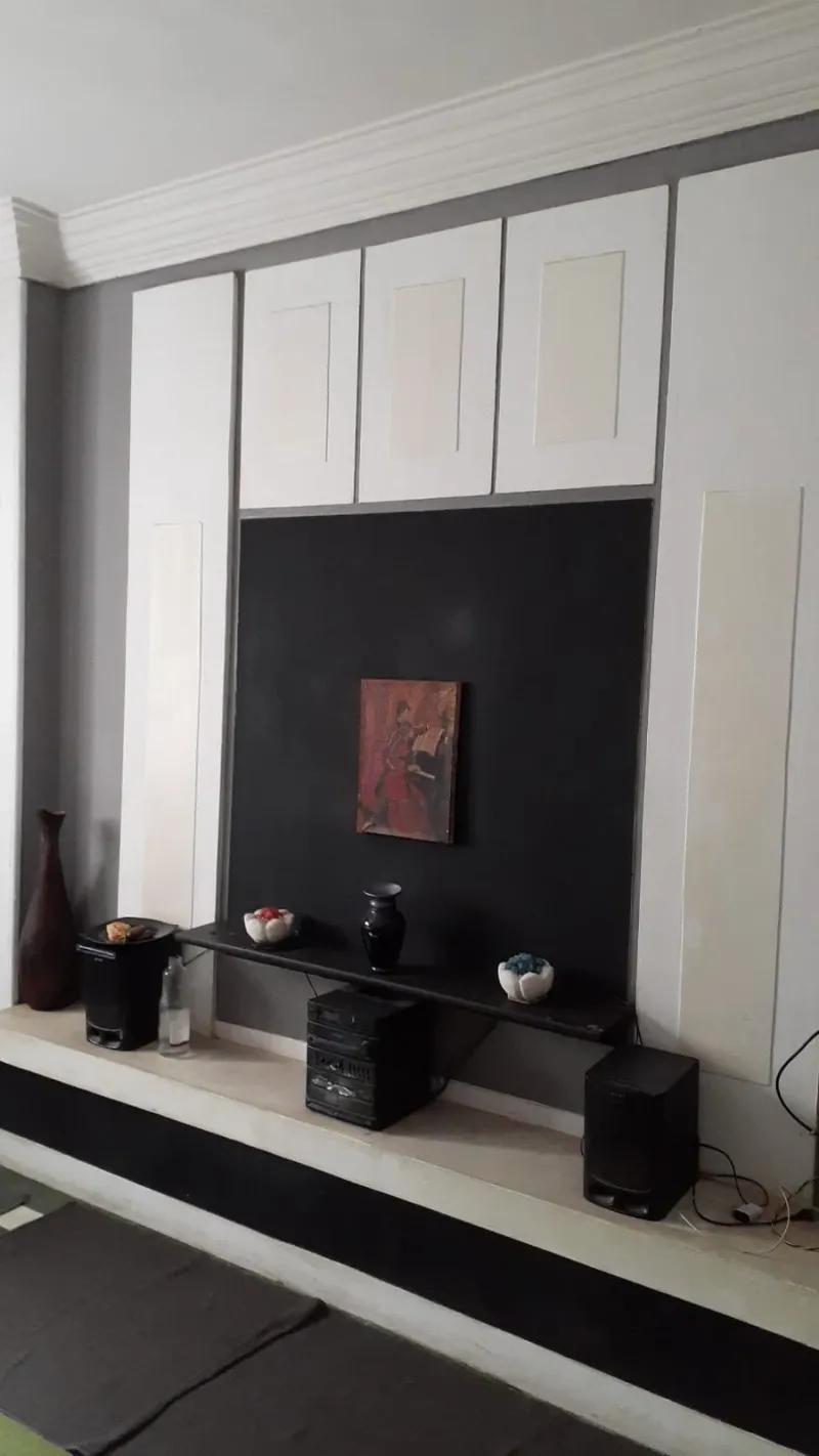 100متر اوضتين ،حمام ،مطبخ و ريسيبشن قطعتين فيهم مكتبه