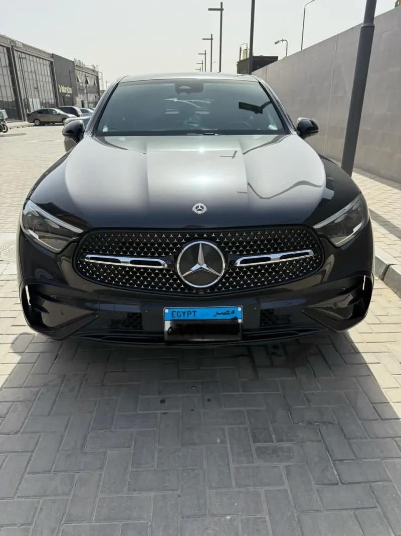 سيارة mercedes