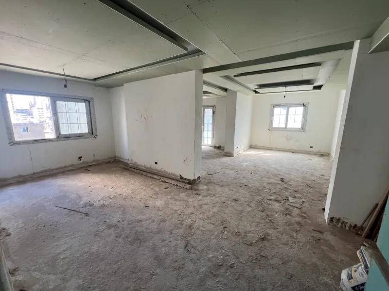 تاني نمرة بحر للبيع بكامب شيزار فيو بحر مميز