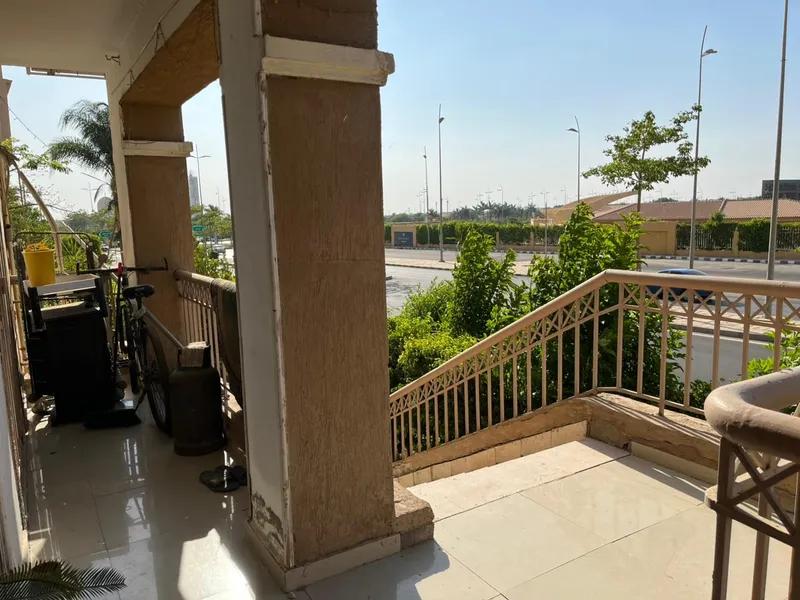 شقة للبيع 243م +60م جاردن في مدينتي القاهرة الجديدة