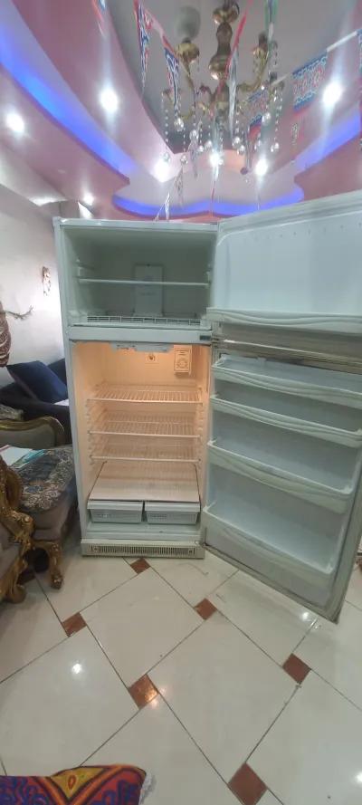 ثلاجهمب للبيع ممتازه كبيره in Asafra, Alexandria - 6,500 EGP