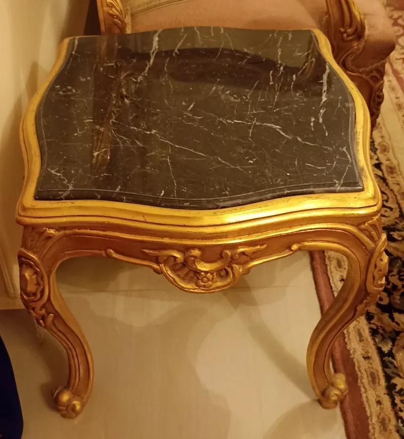 ترابيزات رخام وكراسى انتيك