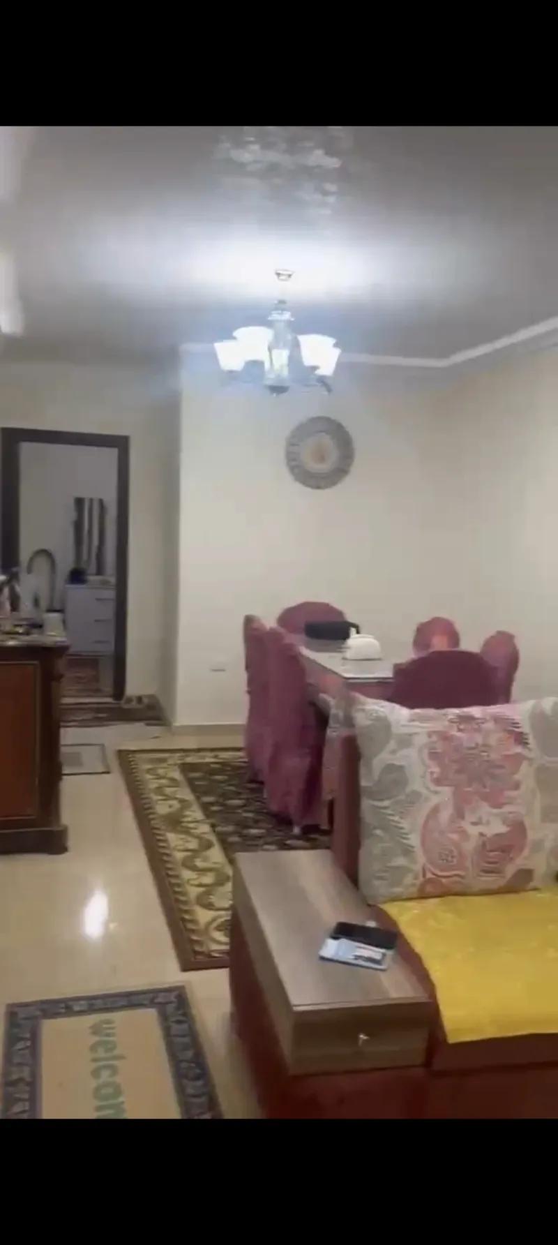متاح شقه للبيع في سيدى بشر بحرى