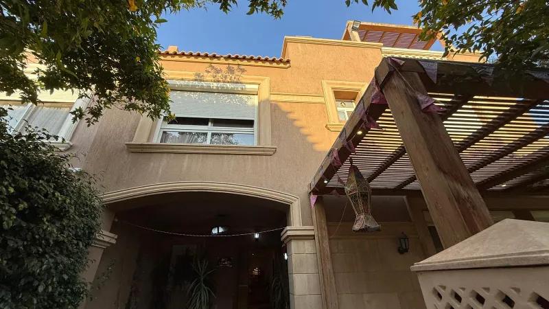 فيلا كواترو