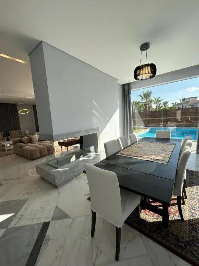 Villa for rent in Beverly Hills